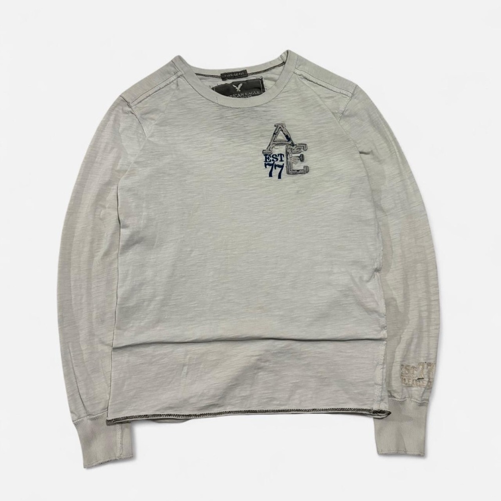 White/grey American Eagle long sleeve